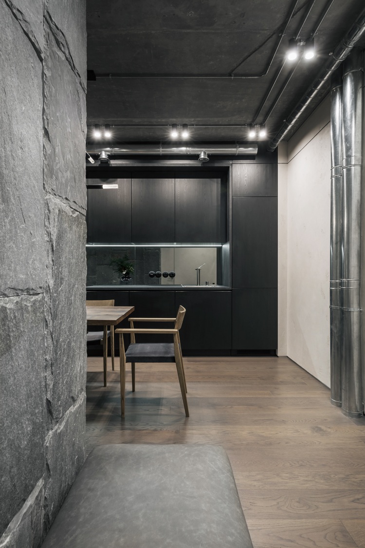 Современный дизайн интерьера кухни-столовой апартаментов для художника в промышленном стиле 2